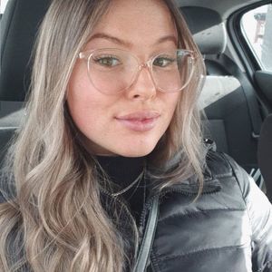 Meet your Posher, Sheila